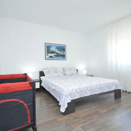 Apartment Bozac By Interhome *